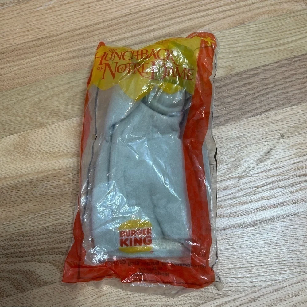 Disney Hunchback of Notre Dame Hugo Gargoyle Hand Puppet NEW Kids Toy Gray